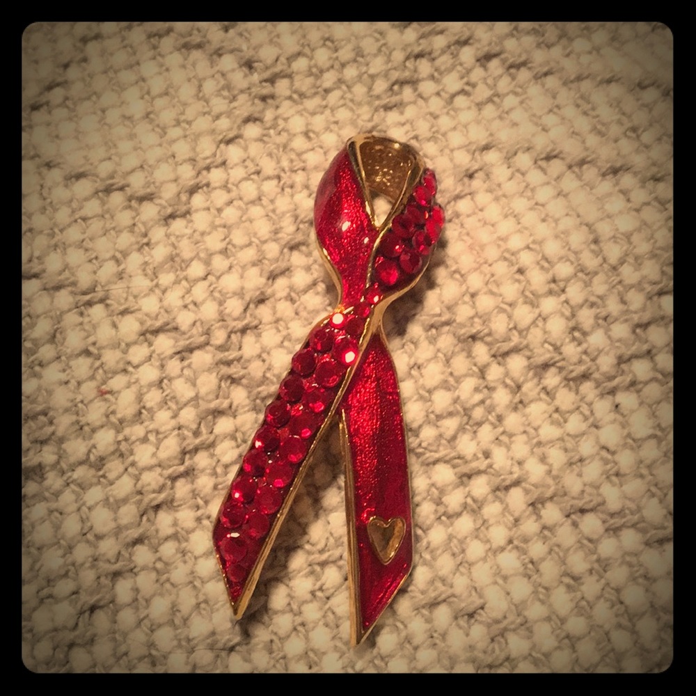 🎈 Red ribbon brooch 🎈